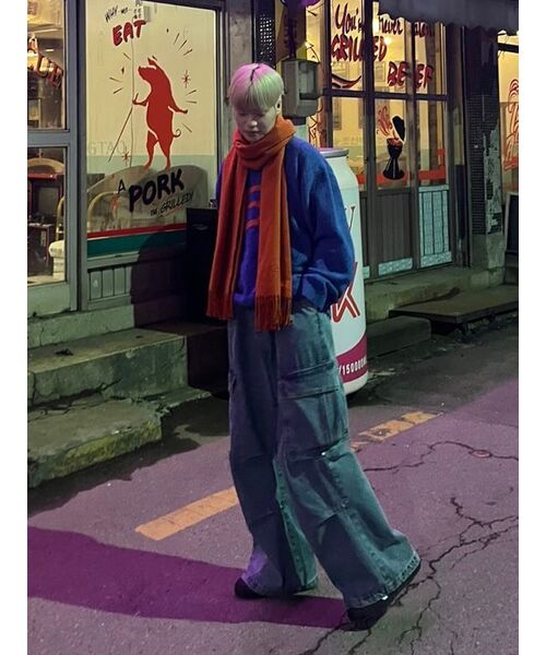 AVANDRESS(アバンドレス )の「Side Big Cargo Pants BLUE(デニムパンツ・レディース・ブルー・LARGE/MEDIUM/SMALL/X-SMALL/XX-SMALL)」の3枚目の写真