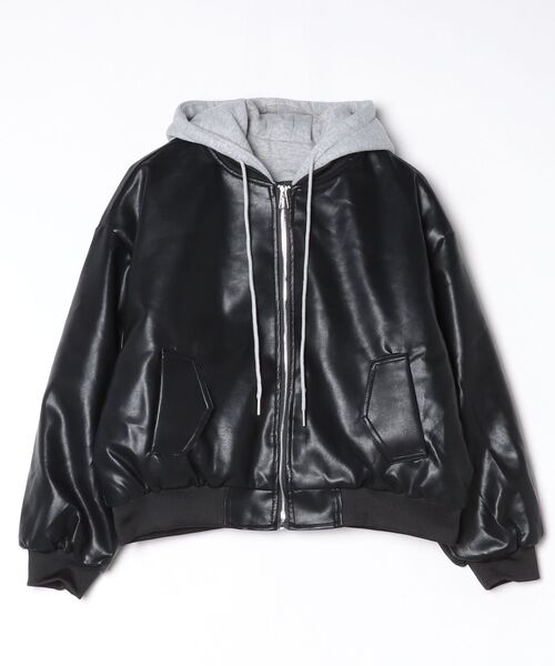 .KOM(ドットコム)の「A'GEM/9 × .kom 『.kom/ドットケーオーエム』 フェイクレザー×スウェットパーカーフェイクレイヤード切替ブルゾン(ライダースジャケット・レディース・ブラック・FREE)」の10枚目の写真