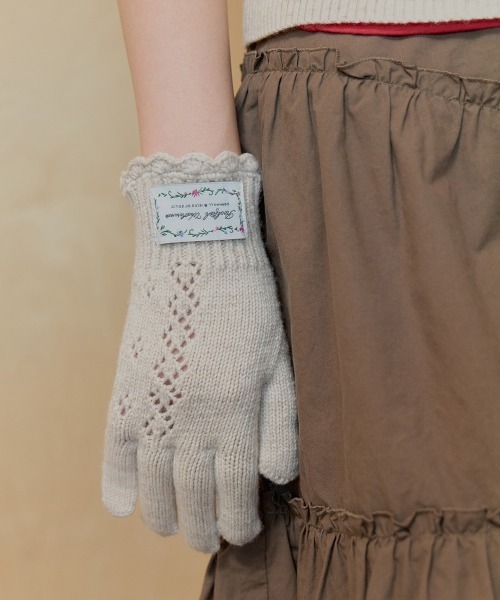 ROCKFISH WEATHERWEAR(ロックフィッシュウェザーウェア)の「LACE KNIT GLOVES(手袋・レディース・グレー/アイボリー/オートミール・FREE)」の3枚目の写真