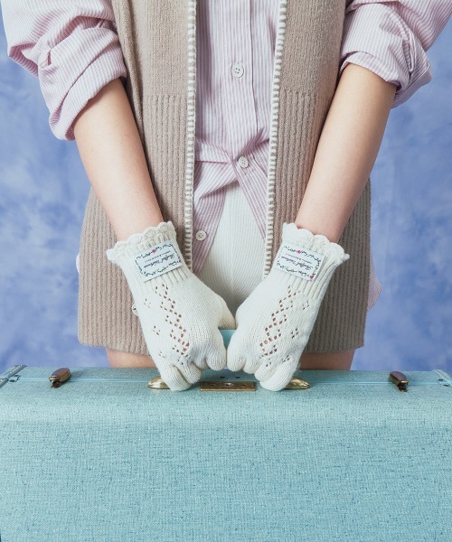 ROCKFISH WEATHERWEAR(ロックフィッシュウェザーウェア)の「LACE KNIT GLOVES(手袋・レディース・グレー/アイボリー/オートミール・FREE)」の4枚目の写真
