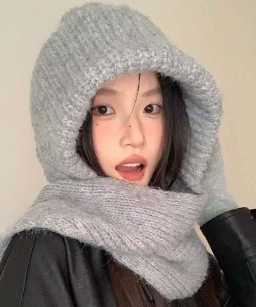 DEVICE（デバイス）の「ボリューム ニット フーディ バラクラバ（ニットキャップ/ビーニー・レディース・グレー/ベージュ/ブラック・FREE）」の3枚目の写真