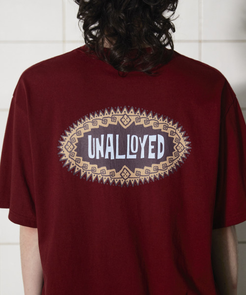UNALLOYED(アナロイド)の「シンボルロゴTシャツ / バーガンディ(Tシャツ/カットソー・メンズ・その他・SMALL/MEDIUM/LARGE)」の4枚目の写真