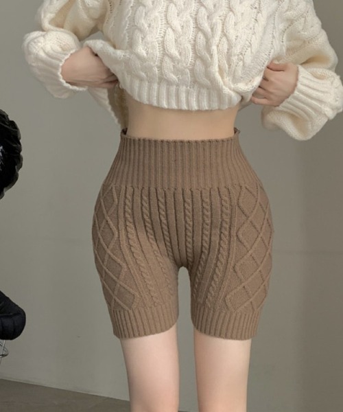 Ritzy(リッツィー)の「カシミヤ柄 ハイウエストデザイン パンツ(その他パンツ・レディース・ベージュ/カーキ/ブラック/グレー・FREE)」の1枚目の写真