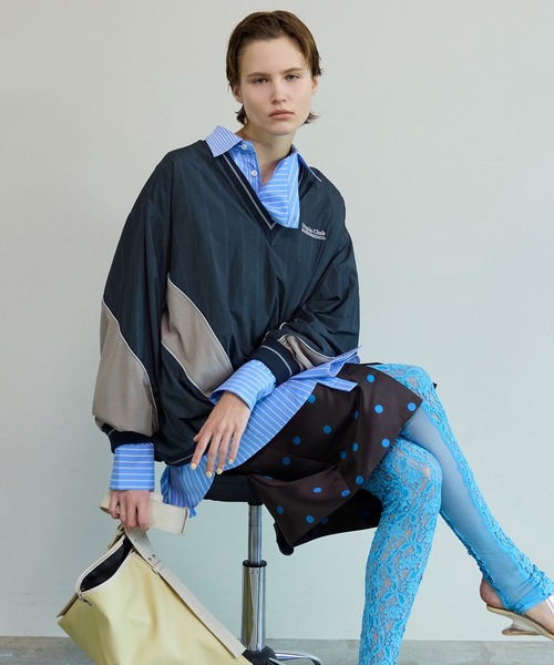 MAISON SPECIAL（メゾンスペシャル）の「【PRE-ORDER】Asymmetrical drape shirt/アシンメトリードレープシャツ（シャツ/ブラウス・レディース・ホワイト/イエロー/ブルー・FREE）」の16枚目の写真