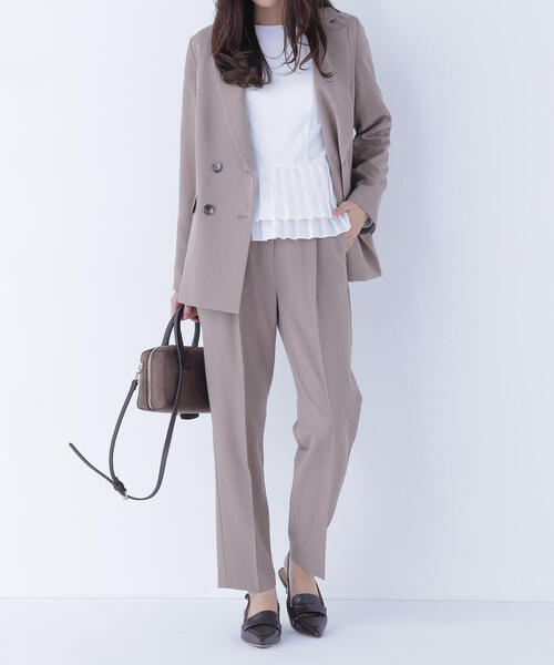NATURAL BEAUTY BASIC(ナチュラルビューティーベーシック)の「◇クラッシー SETUP タックパンツ(スラックス・レディース・カーキ/ブラウン・SMALL/MEDIUM)」の1枚目の写真