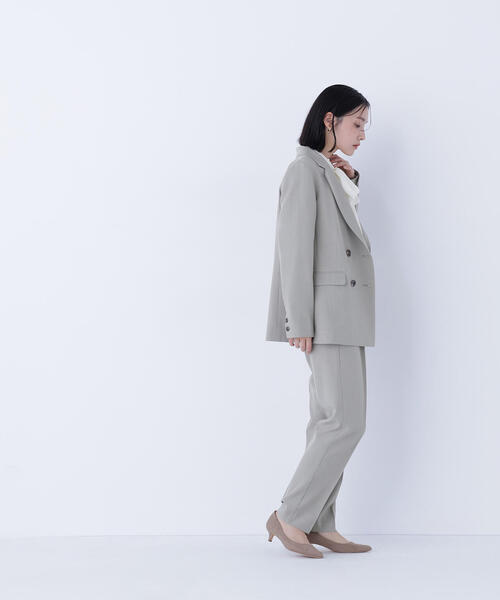 NATURAL BEAUTY BASIC(ナチュラルビューティーベーシック)の「◇クラッシー SETUP タックパンツ(スラックス・レディース・カーキ/ブラウン・SMALL/MEDIUM)」の4枚目の写真