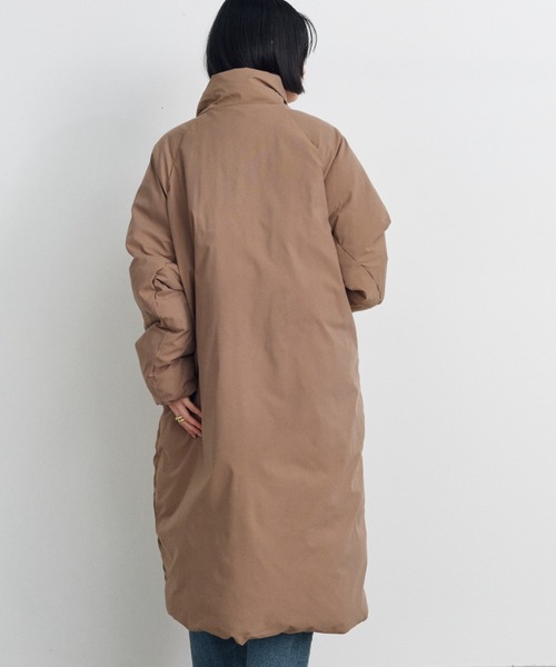 Shelly island（シェリーアイランド）の「ファイバーダウンロングコート（ダウンジャケット/コート・レディース・ベージュ・FREE）」の8枚目の写真