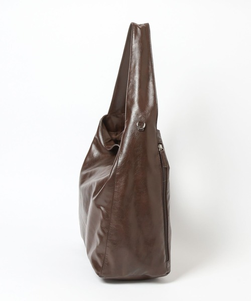 LOWRYS FARM(ローリーズファーム)の「ヤワラカルイワンショルダー 632264(ショルダーバッグ・レディース・オフホワイト/ブラック/ブラウン・FREE)」の11枚目の写真