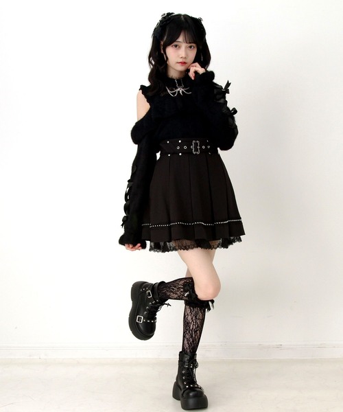 DearMyLove(ディアマイラブ)の「十字架チョーカー風チェーンレースフリルオフショルダーニットトップス(ニット/セーター・レディース・ブラック/パープル・M-L/LL~3L)」の4枚目の写真