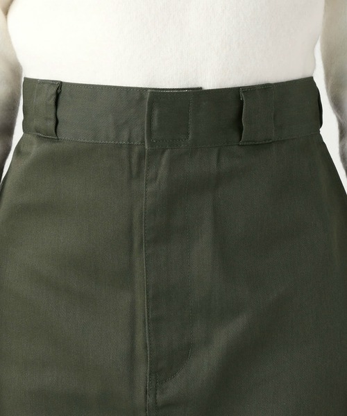 Dickies（ディッキーズ）の「Dickies/ディッキーズ　TC ロングスカート/スリットスカート（スカート・レディース・ベージュ/ブラック/オリーブ/チャコールグレー・SMALL/LARGE/MEDIUM）」の19枚目の写真