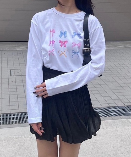 etta(エタ)の「リボンガーリーロンT/長袖Tシャツ(Tシャツ/カットソー・レディース・ホワイト・LARGE/MEDIUM)」の1枚目の写真