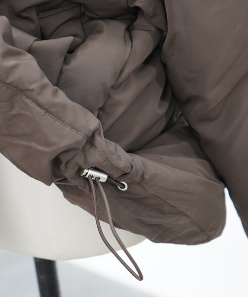 abahouse mavie（アバハウスマヴィ）の「ﾉﾝｷﾙﾄ中綿ﾌﾞﾙｿﾞﾝ（ブルゾン・レディース・ブラウン/アイボリー/ブラック・フリー）」の20枚目の写真