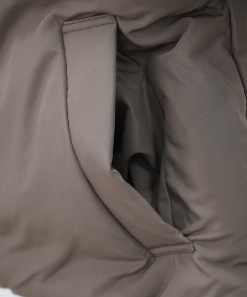 abahouse mavie（アバハウスマヴィ）の「ﾉﾝｷﾙﾄ中綿ﾌﾞﾙｿﾞﾝ（ブルゾン・レディース・ブラウン/アイボリー/ブラック・フリー）」の21枚目の写真