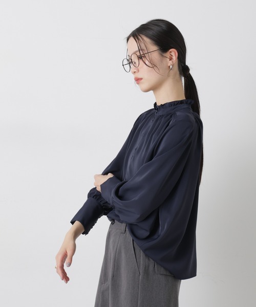 NANO universe(ナノユニバース)の「前後2wayスタンドカラーギャザーブラウス(シャツ/ブラウス・レディース・ネイビー/ピンク/ホワイト・FREE)」の21枚目の写真