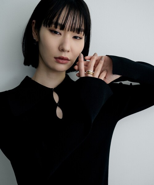 COCOSHNIK ONKITSCH(ココシュニックオンキッチュ)の「シルバー コンビカラー デュアルドームリング(リング・レディース・シルバー×ゴールド・14/12)」の6枚目の写真