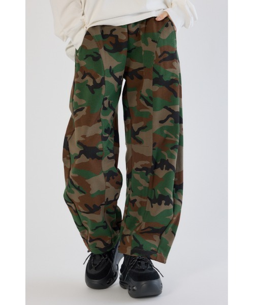 RODEO CROWNS WIDE BOWL（ロデオクラウンズワイドボウル）の「SHARE PATTERNバレルスウェットパンツ（スウェットパンツ・レディース・ベージュ系その他/グレー系その他/ブラウン系その他・MEDIUM/LARGE）」の2枚目の写真