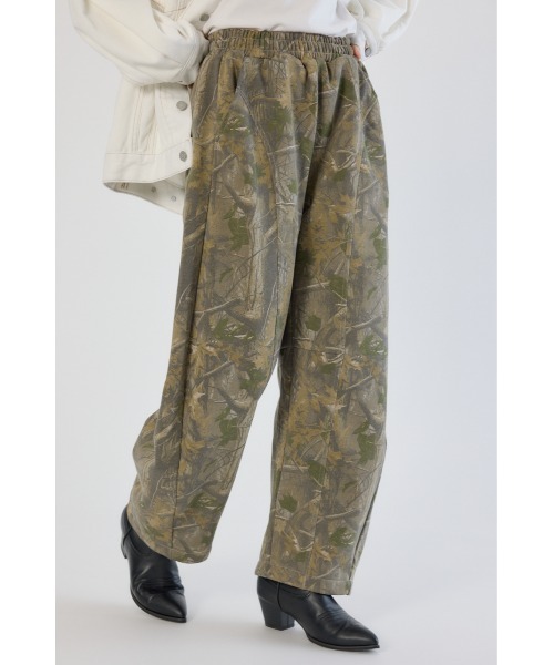 RODEO CROWNS WIDE BOWL（ロデオクラウンズワイドボウル）の「SHARE PATTERNバレルスウェットパンツ（スウェットパンツ・レディース・ベージュ系その他/グレー系その他/ブラウン系その他・MEDIUM/LARGE）」の4枚目の写真