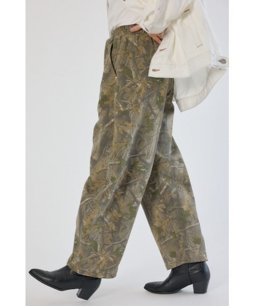 RODEO CROWNS WIDE BOWL（ロデオクラウンズワイドボウル）の「SHARE PATTERNバレルスウェットパンツ（スウェットパンツ・レディース・ベージュ系その他/グレー系その他/ブラウン系その他・MEDIUM/LARGE）」の6枚目の写真