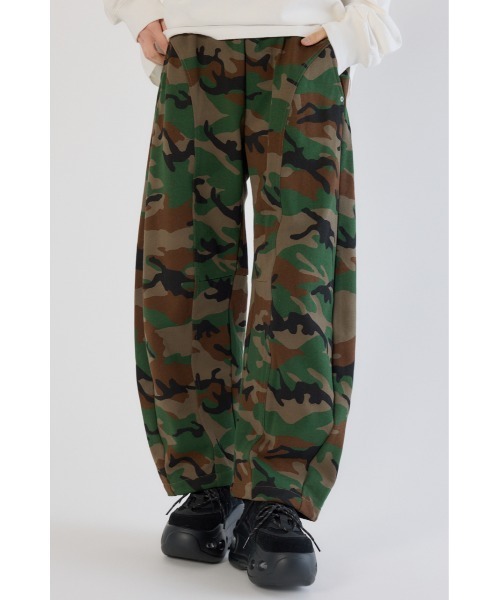 RODEO CROWNS WIDE BOWL（ロデオクラウンズワイドボウル）の「SHARE PATTERNバレルスウェットパンツ（スウェットパンツ・レディース・ベージュ系その他/グレー系その他/ブラウン系その他・MEDIUM/LARGE）」の11枚目の写真