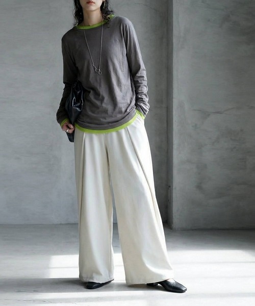 antiqua(アンティカ)の「サイドデザイン ワイドパンツ(その他パンツ・レディース・アイボリー/ブラック・MEDIUM/LARGE)」の6枚目の写真