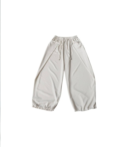 antiqua(アンティカ)の「サイドデザイン ワイドパンツ(その他パンツ・レディース・アイボリー/ブラック・MEDIUM/LARGE)」の11枚目の写真