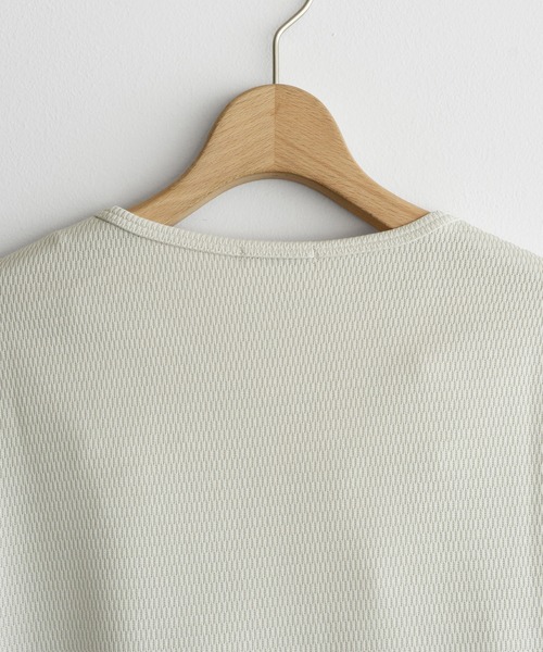 WYM LIDNM（ウィム バイ リドム）の「REFINED WAFFLE HENLEY NECK L/S TEE（Tシャツ/カットソー・メンズ・チャコール/オフホワイト/ブラック/グレイッシュベージュ・XS/S/M/L）」の21枚目の写真