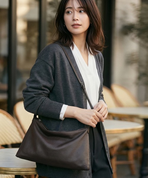 STYLE DELI(スタイルデリ)の「【DELI by】ソフトドレープ・リアルレザースリムショルダーバッグ(ショルダーバッグ・レディース・ブラック/ダークブラウン・FREE)」の1枚目の写真