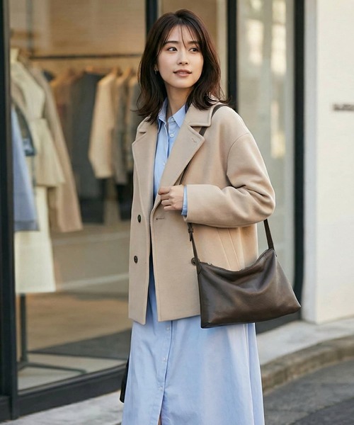 STYLE DELI(スタイルデリ)の「【DELI by】ソフトドレープ・リアルレザースリムショルダーバッグ(ショルダーバッグ・レディース・ブラック/ダークブラウン・FREE)」の4枚目の写真
