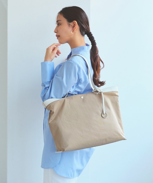 Breath TOPKAPI(ブレストプカピ)の「【Breath TOPKAPI】MORPH モーフ リンクルナイロン トートバッグ チャーム付き A4 / 超軽量 /撥水(トートバッグ・レディース・グレー/ベージュ/ブラック・FREE)」の3枚目の写真