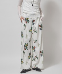 leimn（レイムン）の「ボタニカル柄タックパンツ（スラックス）」