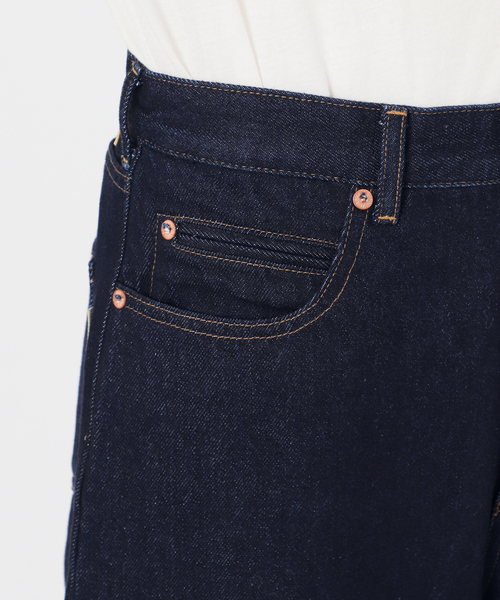 B.C STOCK（ベーセーストック）の「《追加8》ウォッシャブル / DU JOUR / デュ ジュール BARREL BAGGY JEAN（デニムパンツ・レディース・ホワイト系その他/ネイビー/ブルー・36/38）」の17枚目の写真