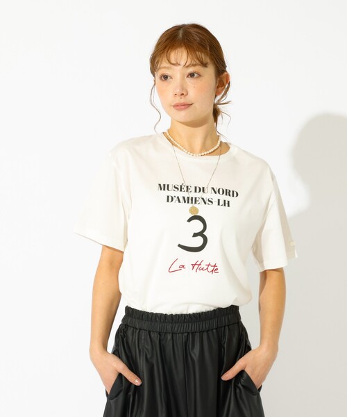 Rouge vif la cle（ルージュヴィフラクレ）の「【La Hutte / ラ ユット】ロゴTシャツ / プリントTシャツ / 半袖（Tシャツ/カットソー・レディース・ホワイト系その他2/ブラック系その他/ホワイト系その他・フリー）」の16枚目の写真