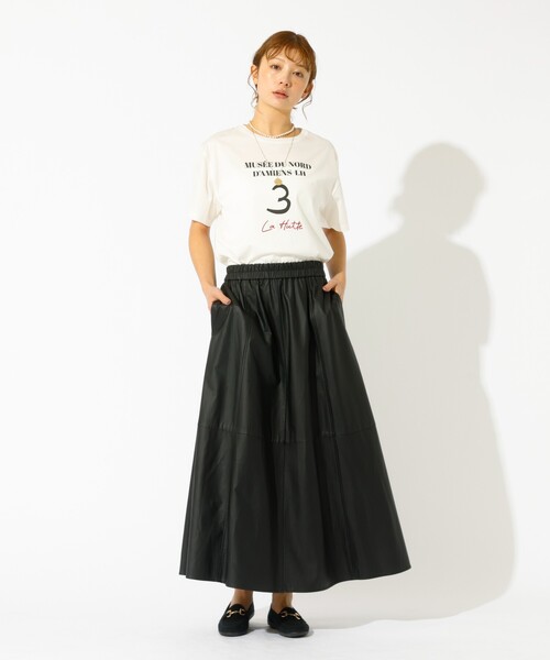 Rouge vif la cle（ルージュヴィフラクレ）の「【La Hutte / ラ ユット】ロゴTシャツ / プリントTシャツ / 半袖（Tシャツ/カットソー・レディース・ホワイト系その他2/ブラック系その他/ホワイト系その他・フリー）」の17枚目の写真