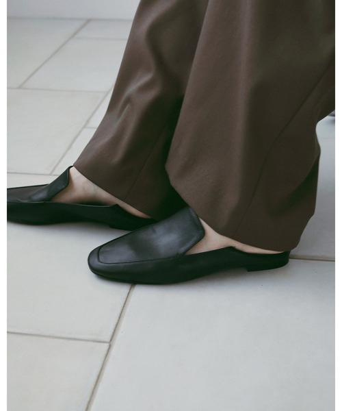 anuke(アンヌーク)の「Ecoleather Flat Loafers(ローファー・レディース・ブラック・38inch/37inch/36inch)」の3枚目の写真