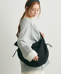 Crisp（クリスプ）の「サイドポケットステッチショルダーバッグ（ショルダーバッグ）」