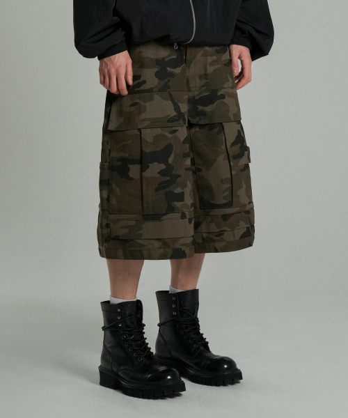 IDWS(アイドンワナセル)の「Ignis Maxi Cargo Bermuda Shorts Multi(その他パンツ・レディース・その他・0/1/2)」の1枚目の写真