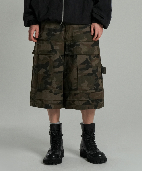 IDWS(アイドンワナセル)の「Ignis Maxi Cargo Bermuda Shorts Multi(その他パンツ・レディース・その他・0/1/2)」の4枚目の写真