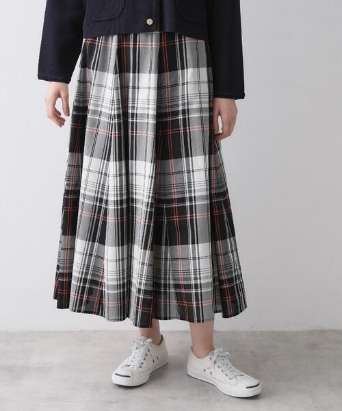 Dessin(デッサン)の「【ウエストゴム/洗える】映えチェック柄スカート(スカート・レディース・チャコールグレー/レッド系/モスグリーン系1・03/02/01/00)」の3枚目の写真