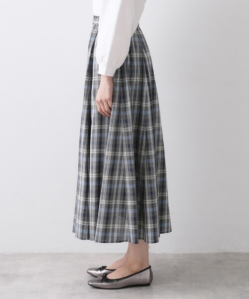 Dessin(デッサン)の「【ウエストゴム/洗える】映えチェック柄スカート(スカート・レディース・チャコールグレー/レッド系/モスグリーン系1・03/02/01/00)」の20枚目の写真