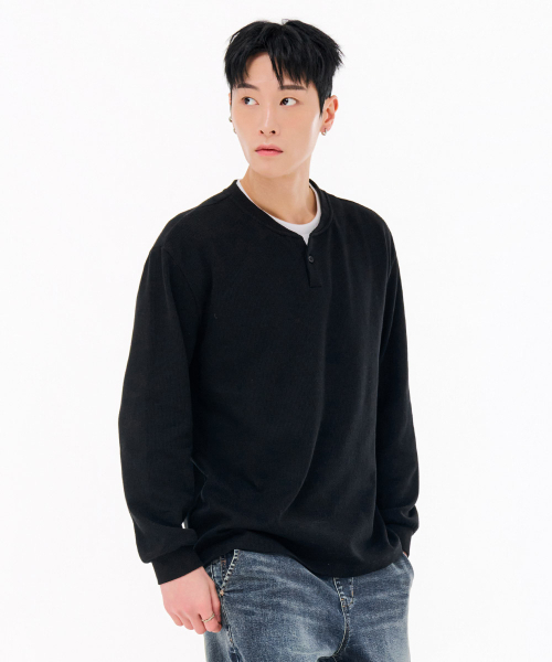 CHASECULT(チェイスカルト)の「男性ネック変形レイヤード長袖Tシャツ-FARK5114B03(Tシャツ/カットソー・メンズ・ブラック・95/100/105/110)」の3枚目の写真