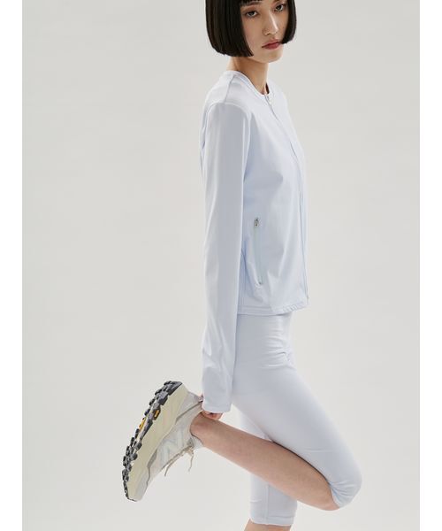 emmi（エミ）の「【Sustainaretch】ジップアップトップス/UVカット/接触冷感（Tシャツ/カットソー・レディース・ライトブルー/ブラック/ピンク・F）」の8枚目の写真