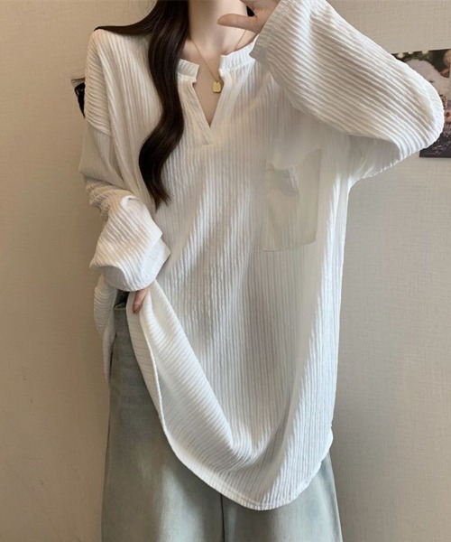 SallyLunn(サリーラン)の「キーネック プリーツライクトップス(その他トップス・レディース・ホワイト/ブラック・LARGE/MEDIUM)」の5枚目の写真