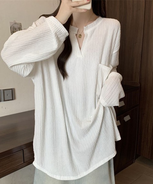 SallyLunn(サリーラン)の「キーネック プリーツライクトップス(その他トップス・レディース・ホワイト/ブラック・LARGE/MEDIUM)」の8枚目の写真