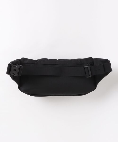 Mammut（マムート）の「エクセロン 2.0 ウエストパック ジャパンエクスクルーシブ ラージ / Xeron 2.0 Waistpack JE Large（ボディバッグ/ウエストポーチ・メンズ・ブラック・5L）」の2枚目の写真