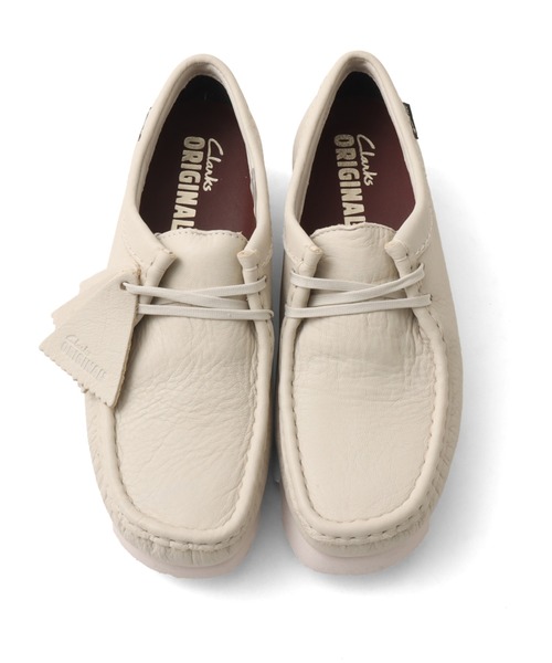 Clarks(クラークス)の「Clarks Wallabee.GTX / クラークス ワラビーGTX(ブーツ・レディース・ホワイト・25.0cm/24.5cm/23.5cm/23.0cm)」の2枚目の写真