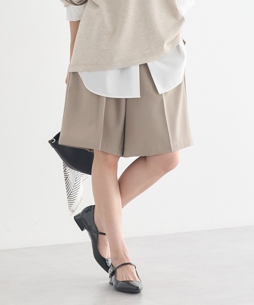 earth music&ecology（アースミュージックアンドエコロジー）の「バミューダパンツ（その他パンツ・レディース・グレー/ブラック/ベージュ・S/M）」の3枚目の写真