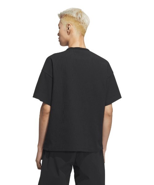 adidas(アディダス)の「アディダス adidas ルーズフィット ワッフルファブリック 半袖Tシャツ(Tシャツ/カットソー・メンズ・オリーブ/ブラック/グリーン・S/M/3L/LL/L)」の9枚目の写真