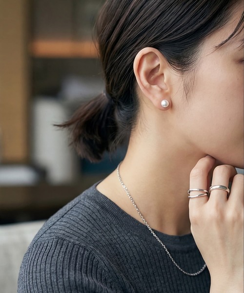 STYLE DELI（スタイルデリ）の「【DELI by】パール・クラシックスタッドピアス（ピアス（両耳用）・レディース・ゴールド/シルバー・FREE）」の3枚目の写真