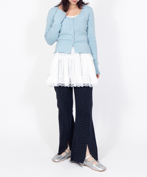 PUNYUS(プニュズ)の「ドット柄フレアデニムパンツ(デニムパンツ・レディース・ネイビー/ブラック・1/2/3/4/5)」の8枚目の写真