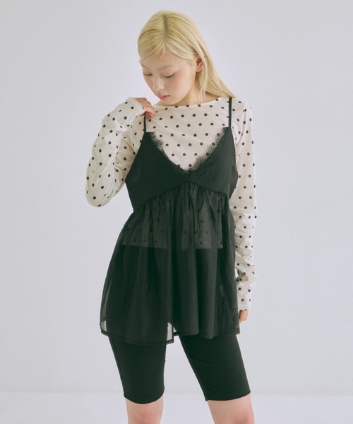 EN NEUME(エンノイム)の「Sheer Lace Gathered Cami(キャミソール・レディース・オフホワイト/ブラック/グレイッシュベージュ/ブラウン・FREE)」の13枚目の写真